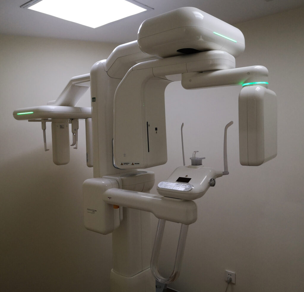 Cone beam CT scan for endodontic diagnosis